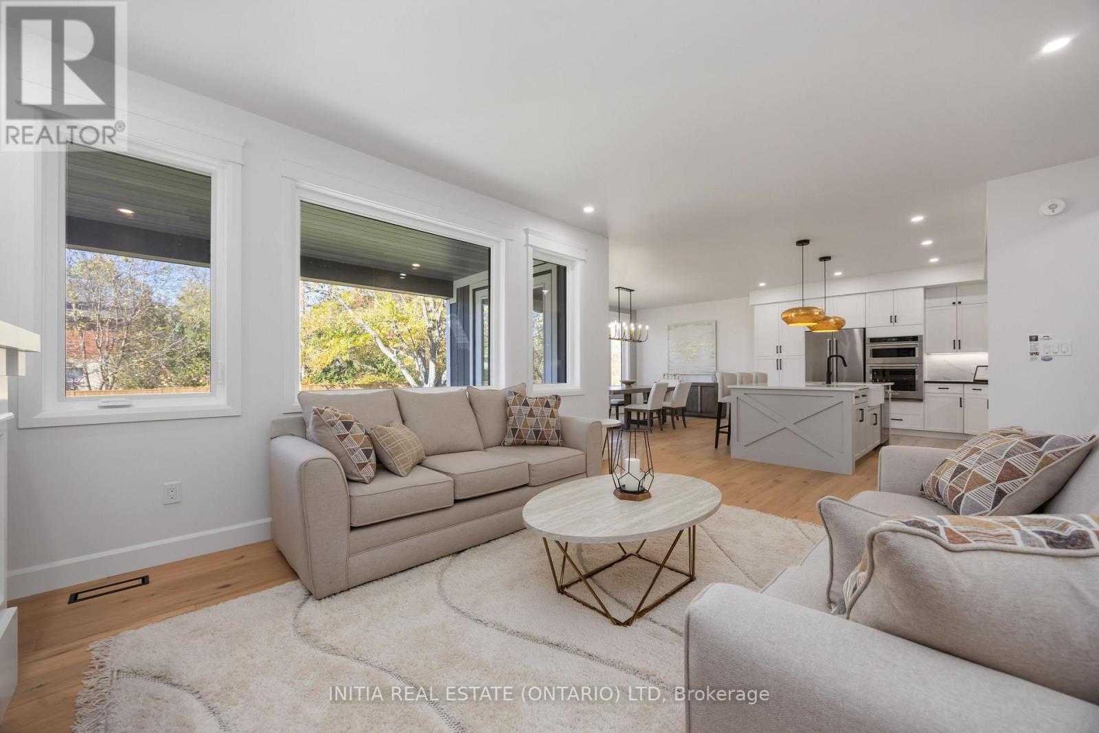 7007 Blue Coast Heights, Plympton-Wyoming, Ontario  N0N 1E0 - Photo 8 - X12514402