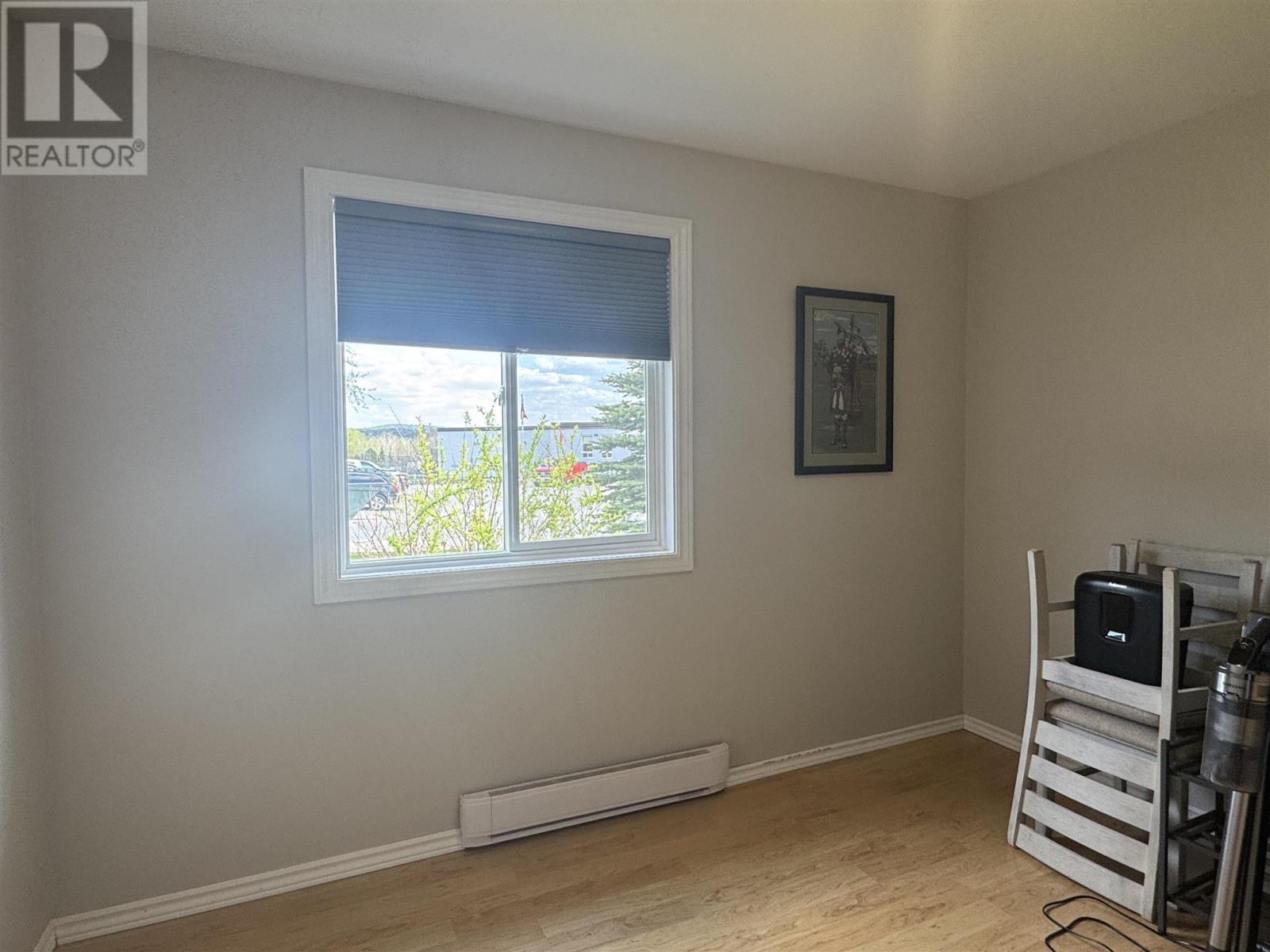 14 Flicker Ave, Manitouwadge, Ontario  P0T 2C0 - Photo 16 - TB252076