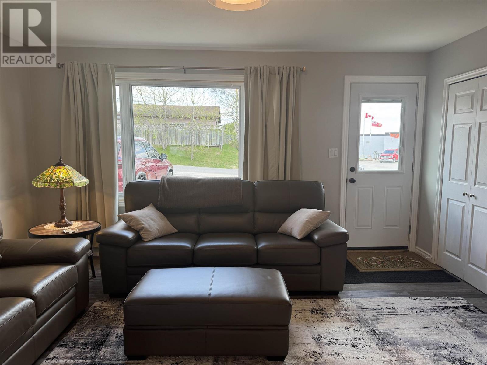 14 Flicker Ave, Manitouwadge, Ontario  P0T 2C0 - Photo 6 - TB252076