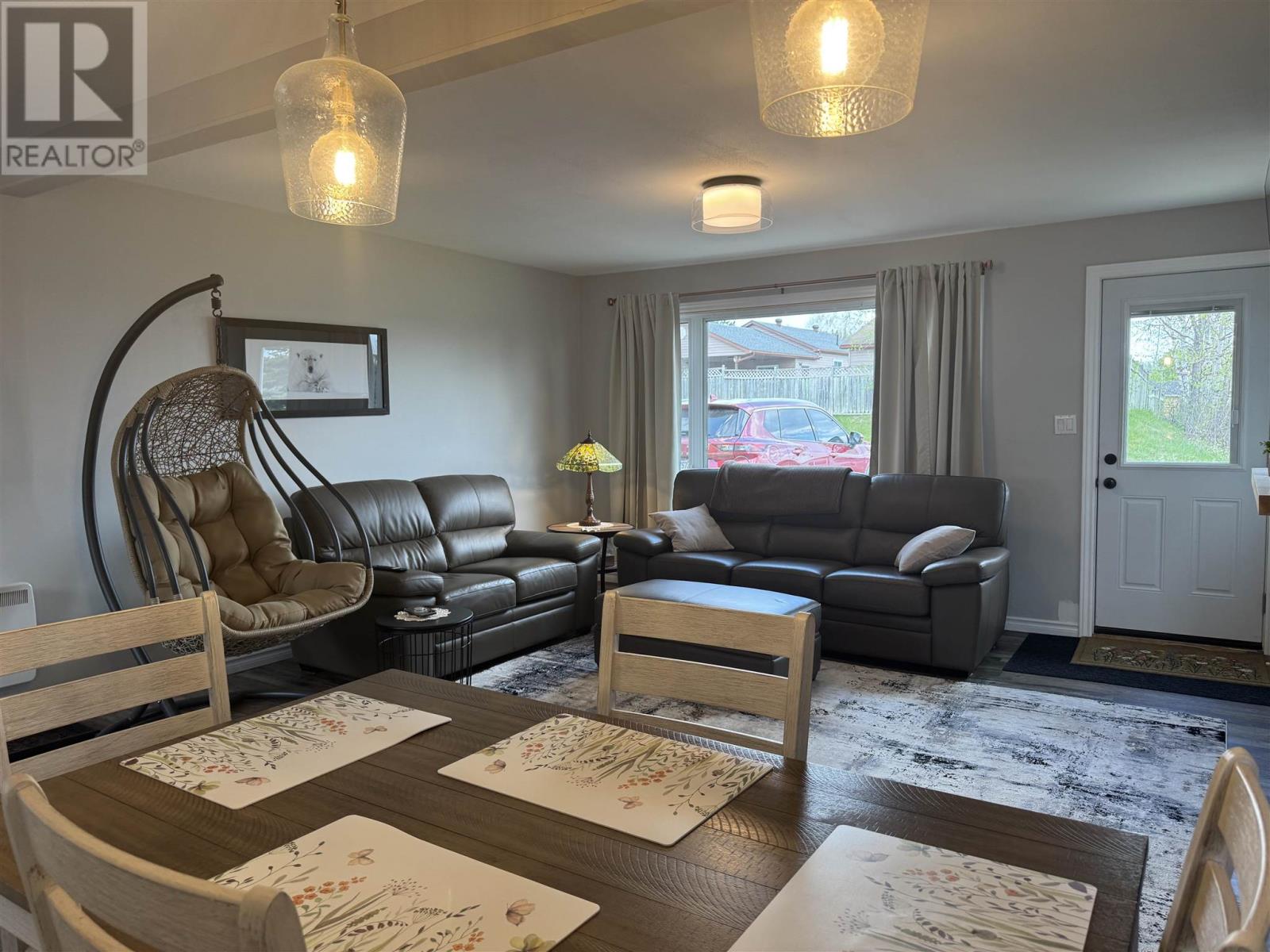 14 Flicker Ave, Manitouwadge, Ontario  P0T 2C0 - Photo 4 - TB252076