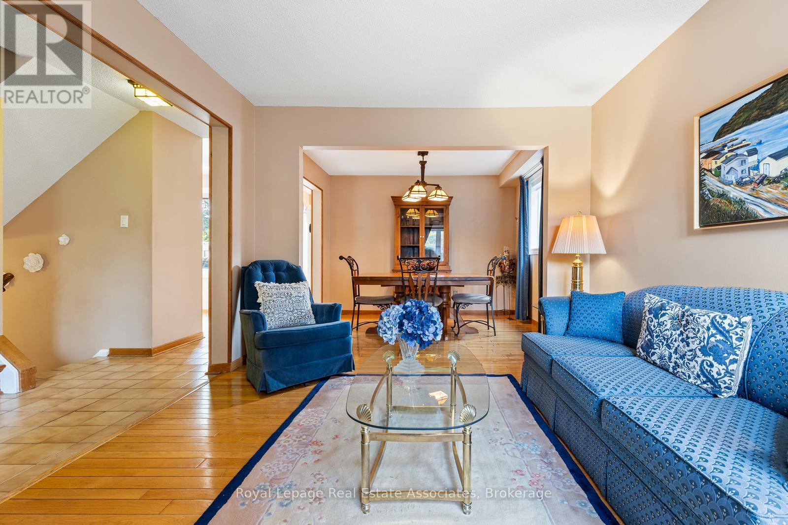 449 Mallorytown Avenue, Mississauga, Ontario  L4Z 2M8 - Photo 6 - W12514000