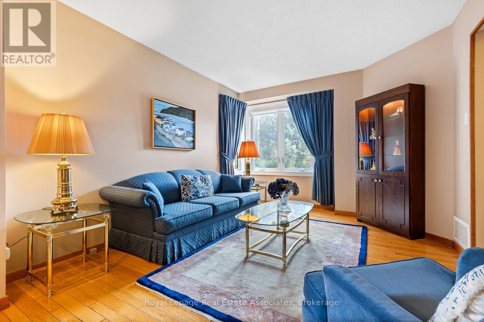 449 Mallorytown Avenue, Mississauga, Ontario  L4Z 2M8 - Photo 8 - W12514000