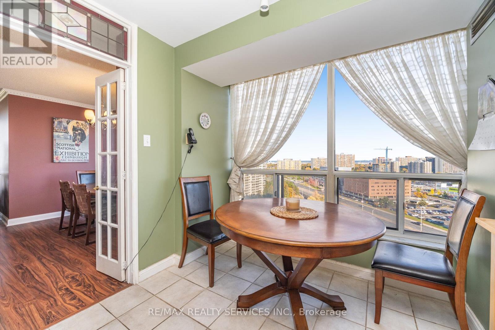 1502 - 22 Hanover Road, Brampton, Ontario  L6S 5K7 - Photo 16 - W12514004