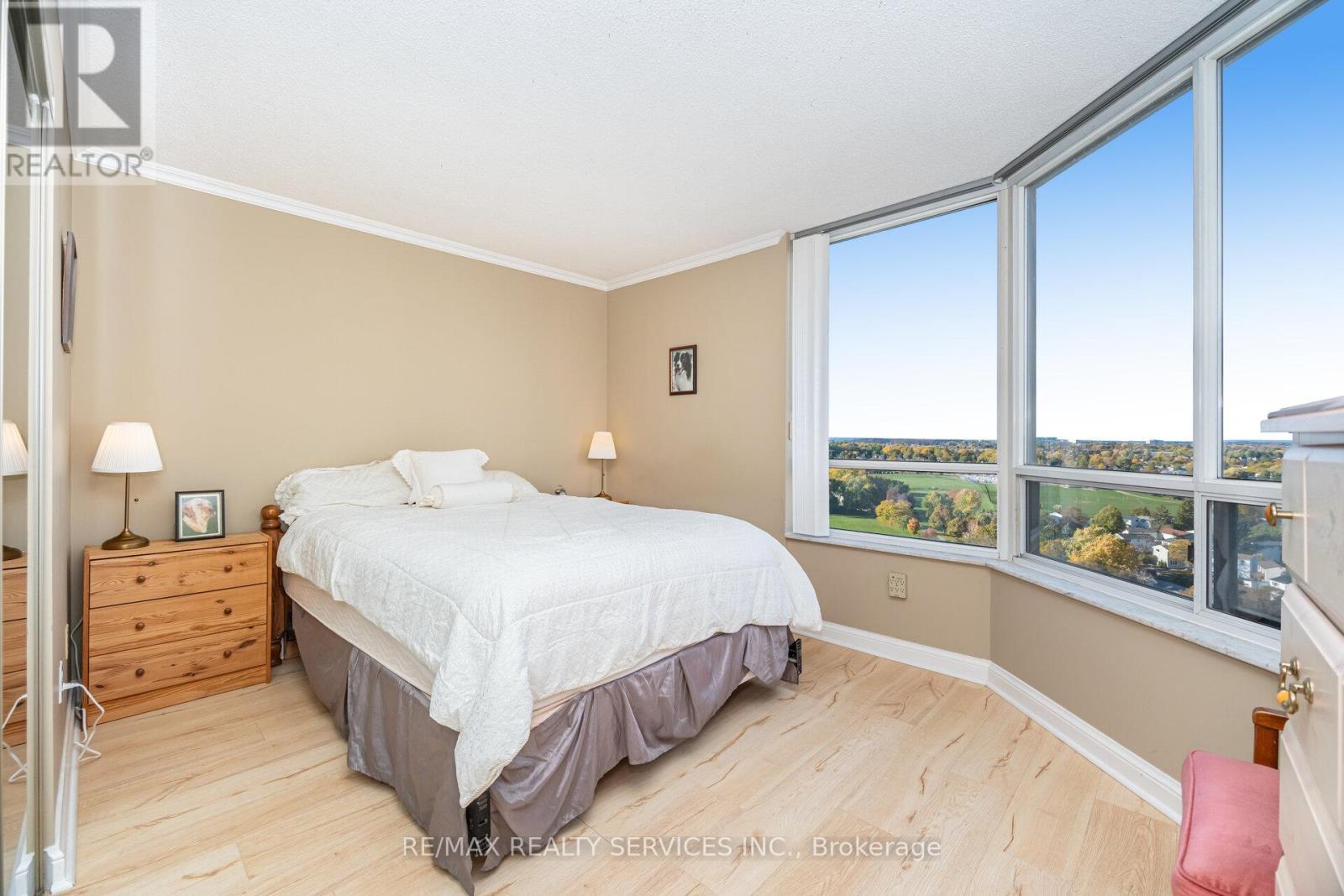 1502 - 22 Hanover Road, Brampton, Ontario  L6S 5K7 - Photo 20 - W12514004