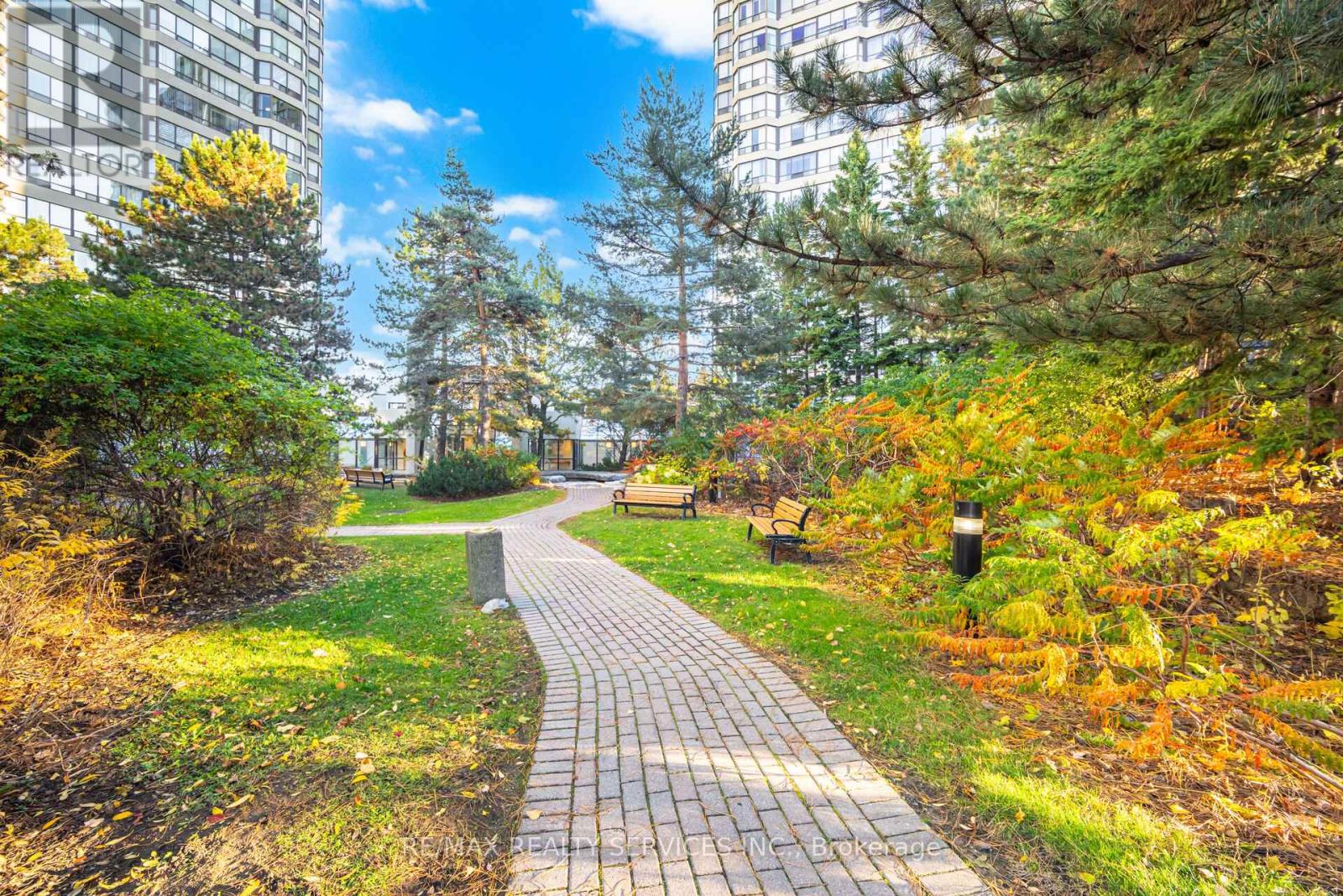 1502 - 22 Hanover Road, Brampton, Ontario  L6S 5K7 - Photo 25 - W12514004