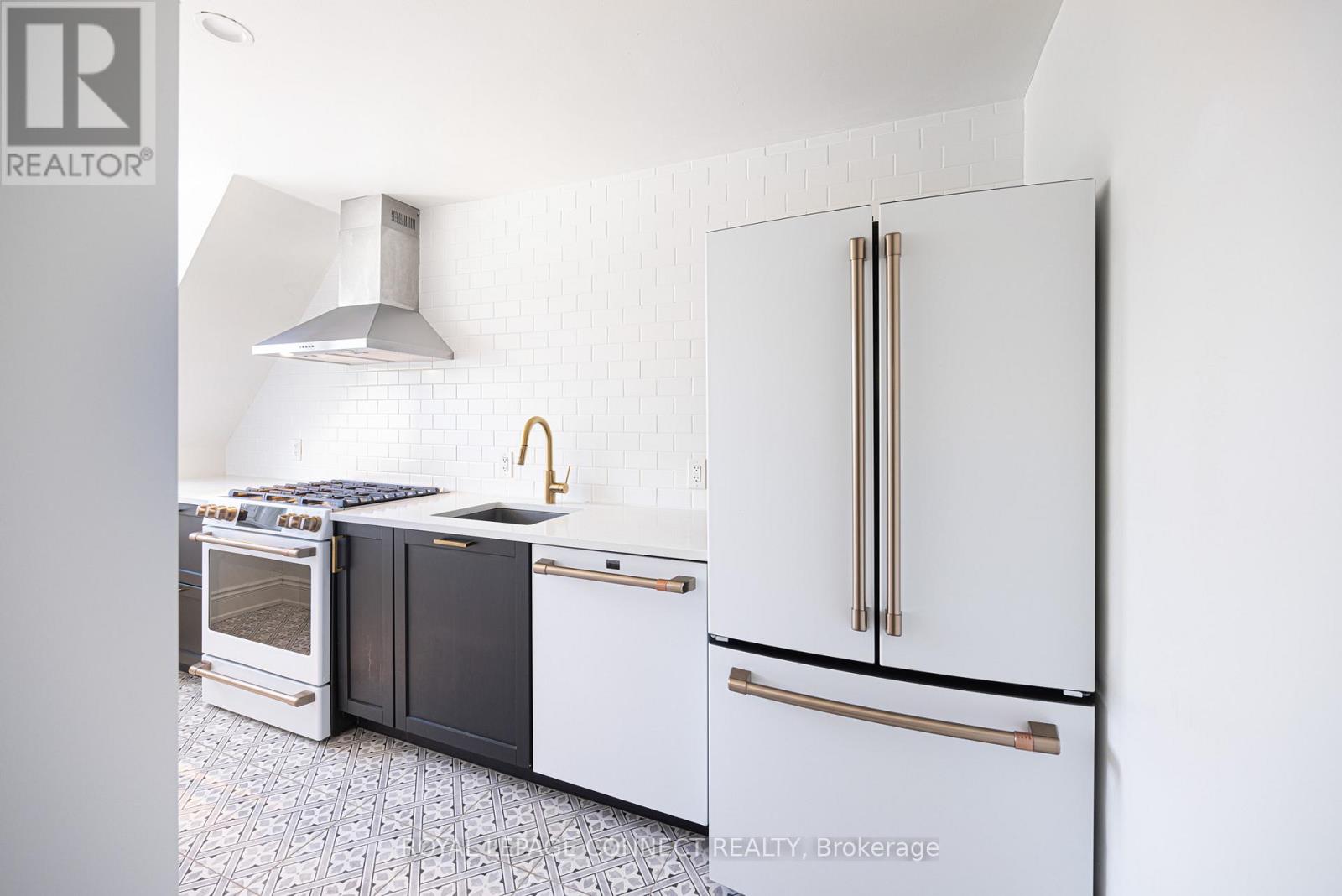 178 High Park Avenue, Toronto, Ontario  M6P 2S4 - Photo 46 - W12514080