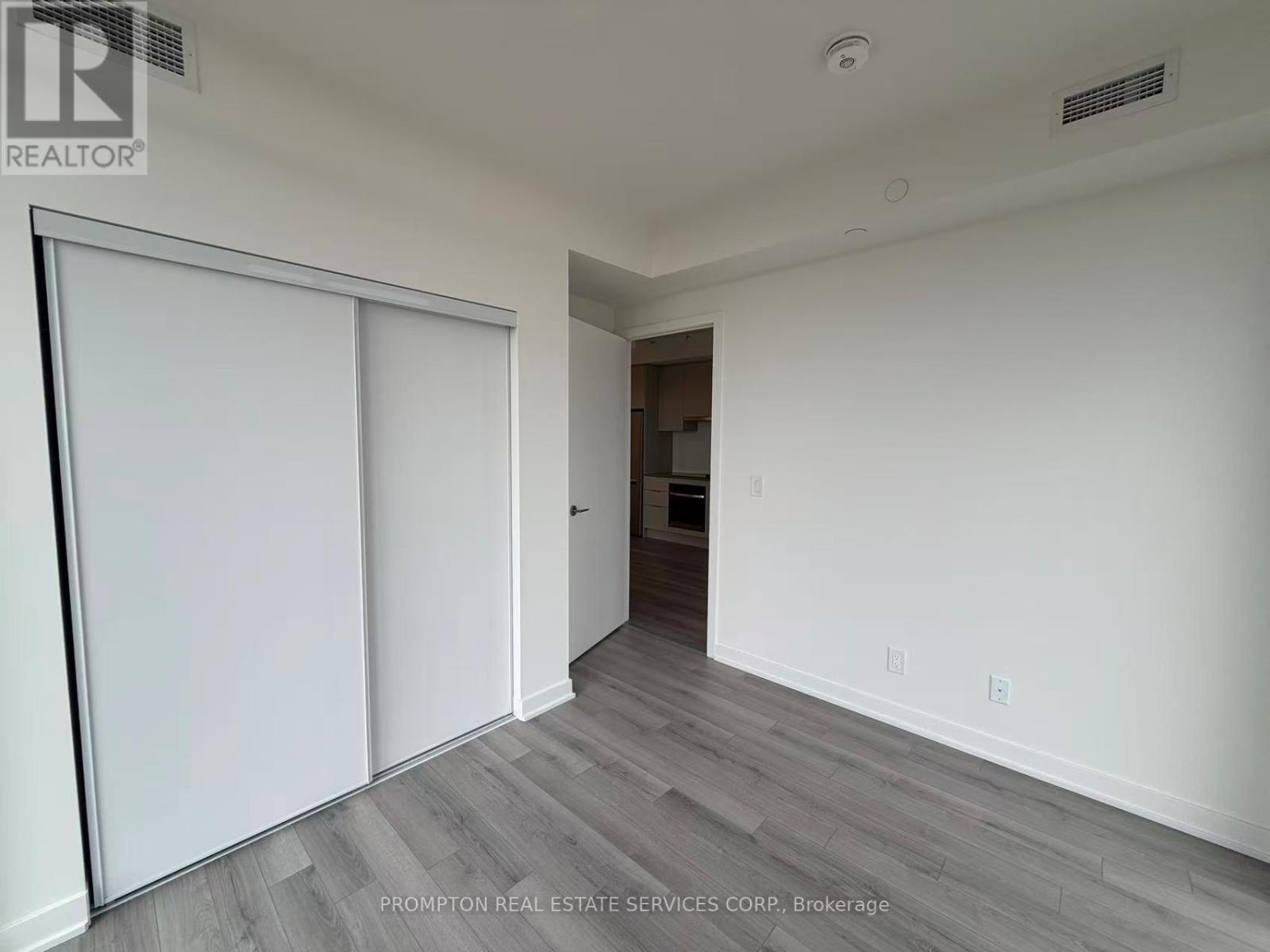 908 - 3071 Trafalgar Road, Oakville, Ontario  L6H 8C6 - Photo 4 - W12514156