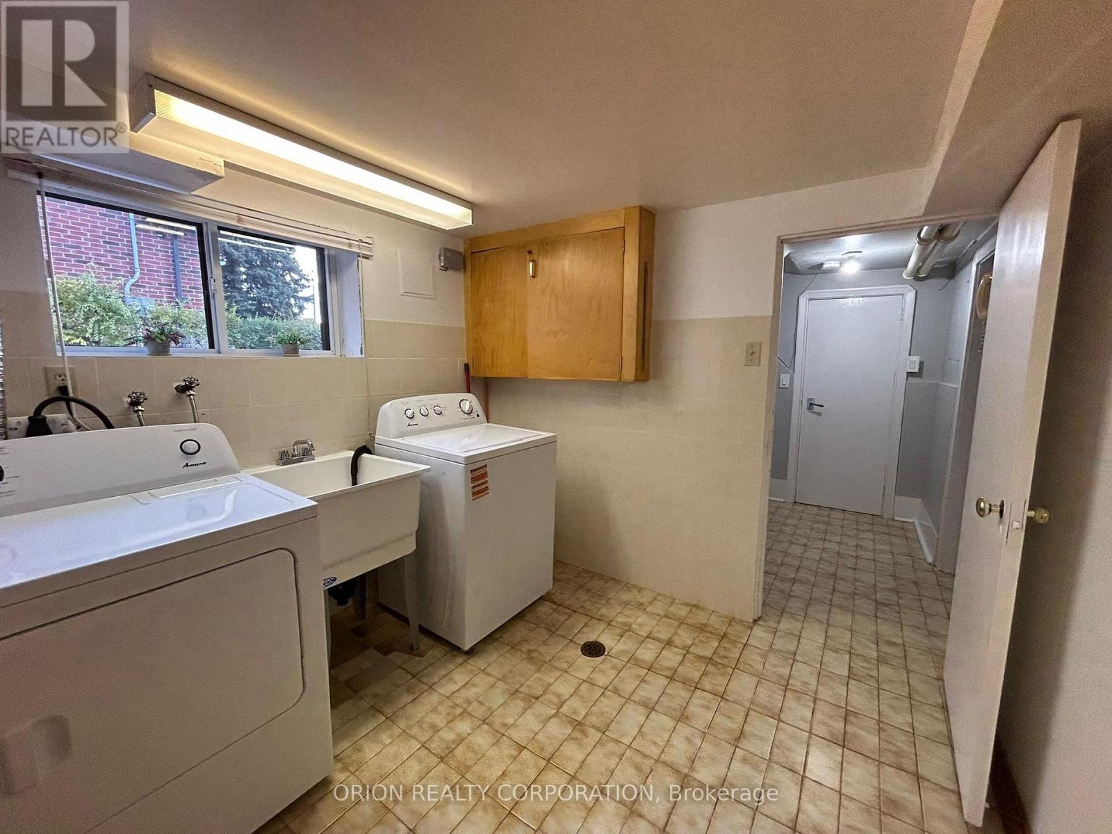 252 Viewmount Avenue, Toronto, Ontario  M6B 1V2 - Photo 26 - W12514160