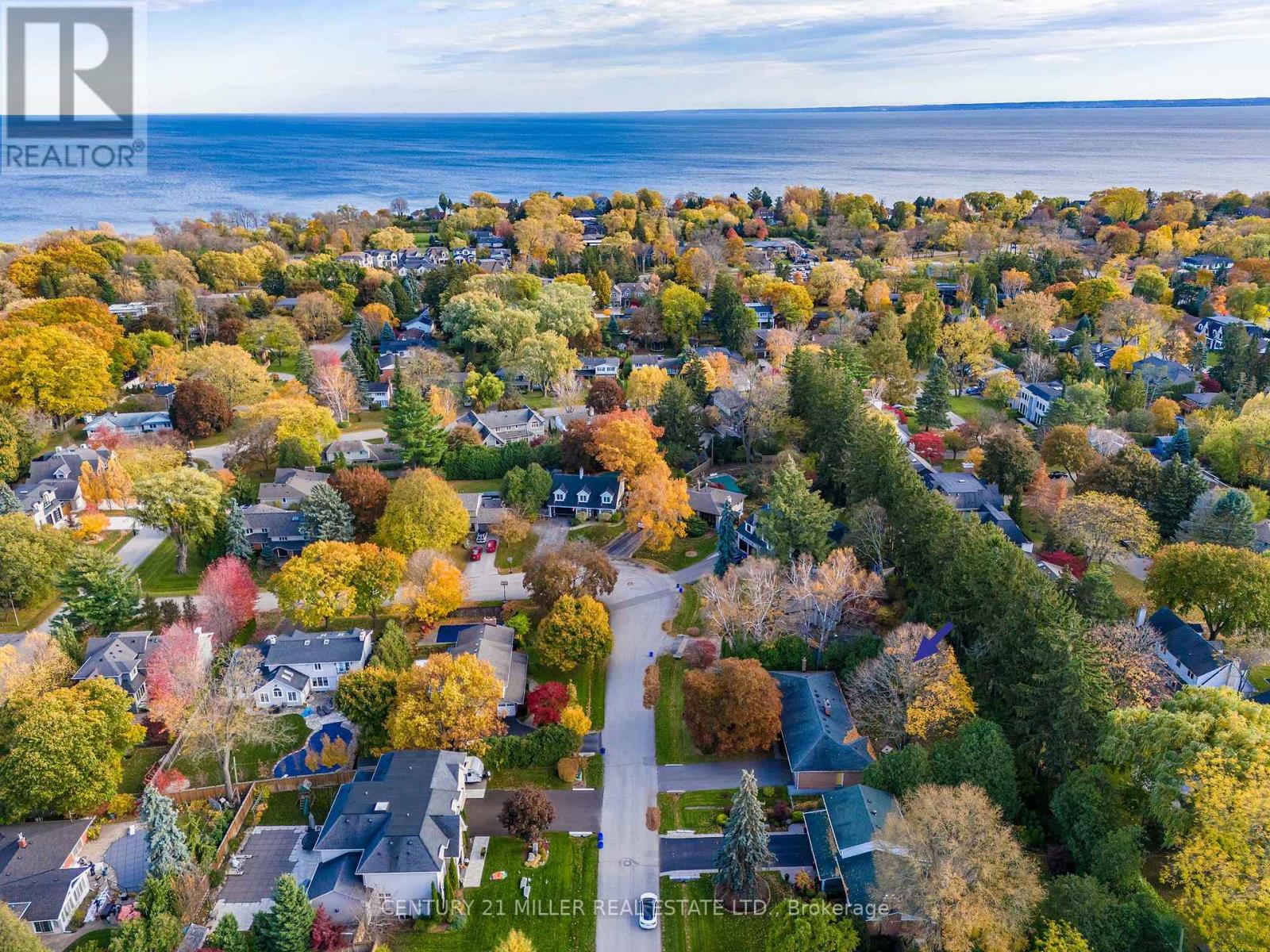 144 Talbot Drive, Oakville, Ontario  L6L 4C5 - Photo 2 - W12514162