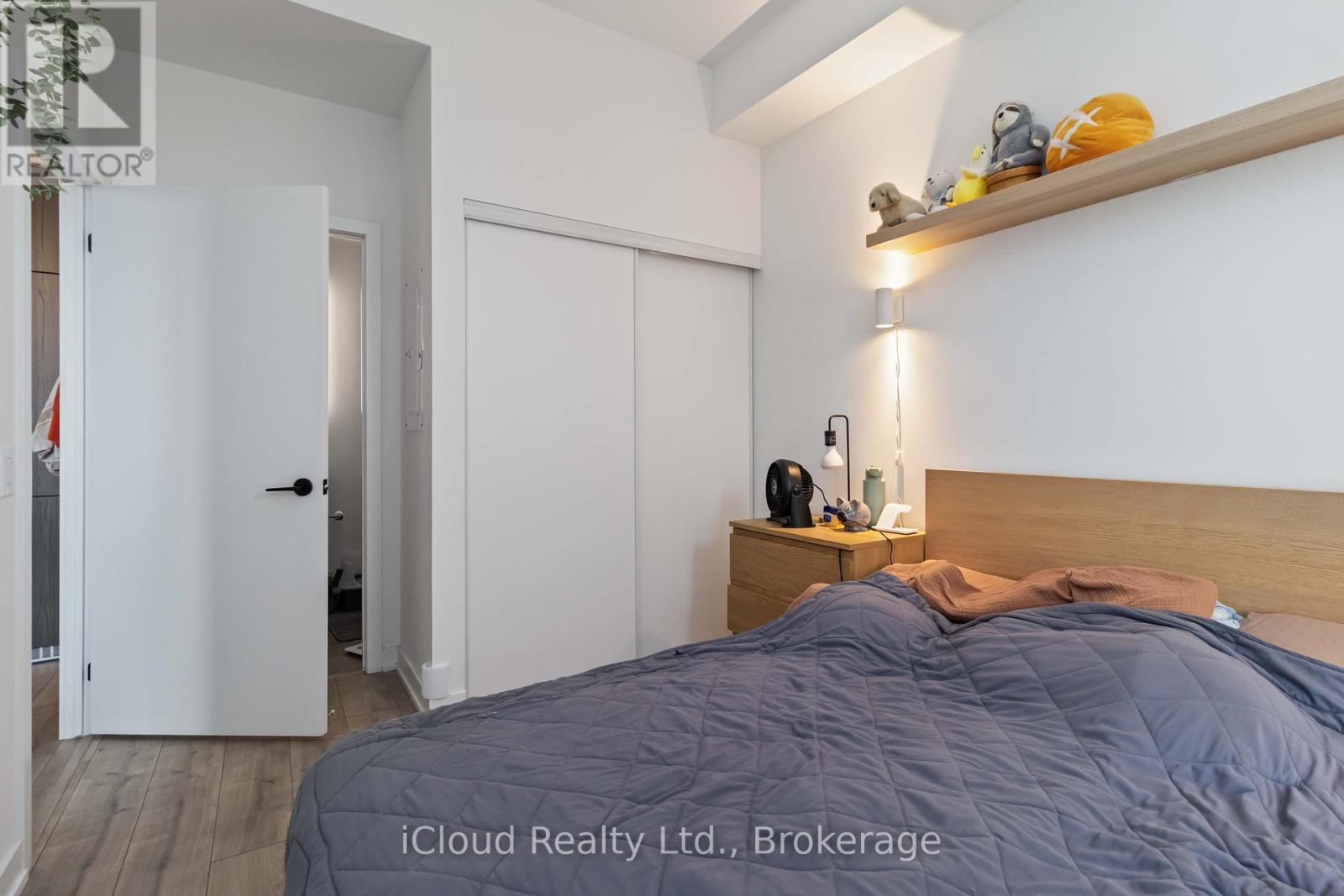 501 - 220 Missinnihe Way, Mississauga, Ontario  L5H 0A9 - Photo 18 - W12514184