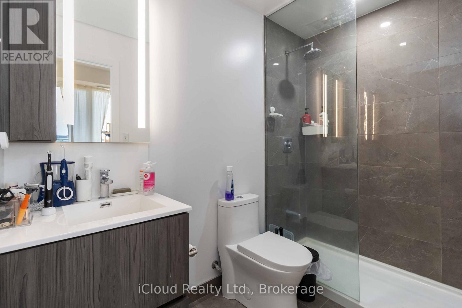 501 - 220 Missinnihe Way, Mississauga, Ontario  L5H 0A9 - Photo 21 - W12514184