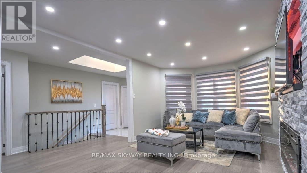 104 Torrance Wood, Brampton, Ontario  L6Y 4L4 - Photo 10 - W12514188