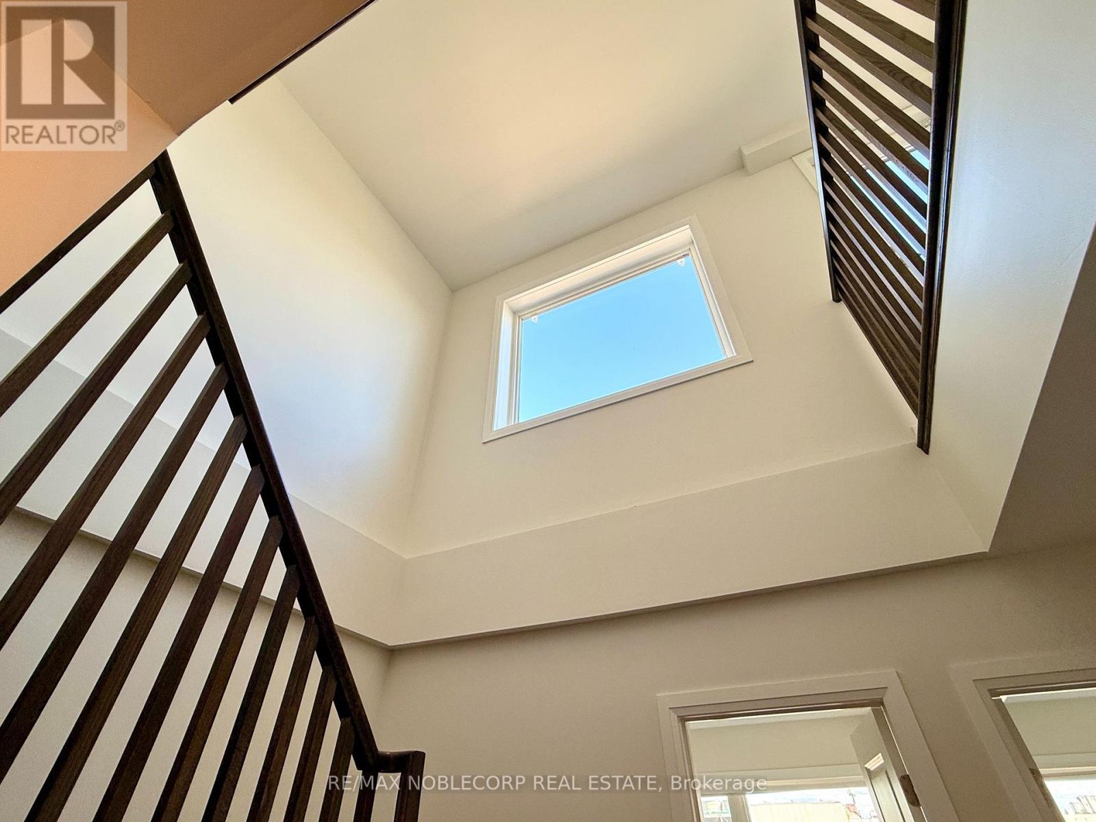 4 - 157 William Duncan Road, Toronto, Ontario  M3K 2B8 - Photo 9 - W12514208