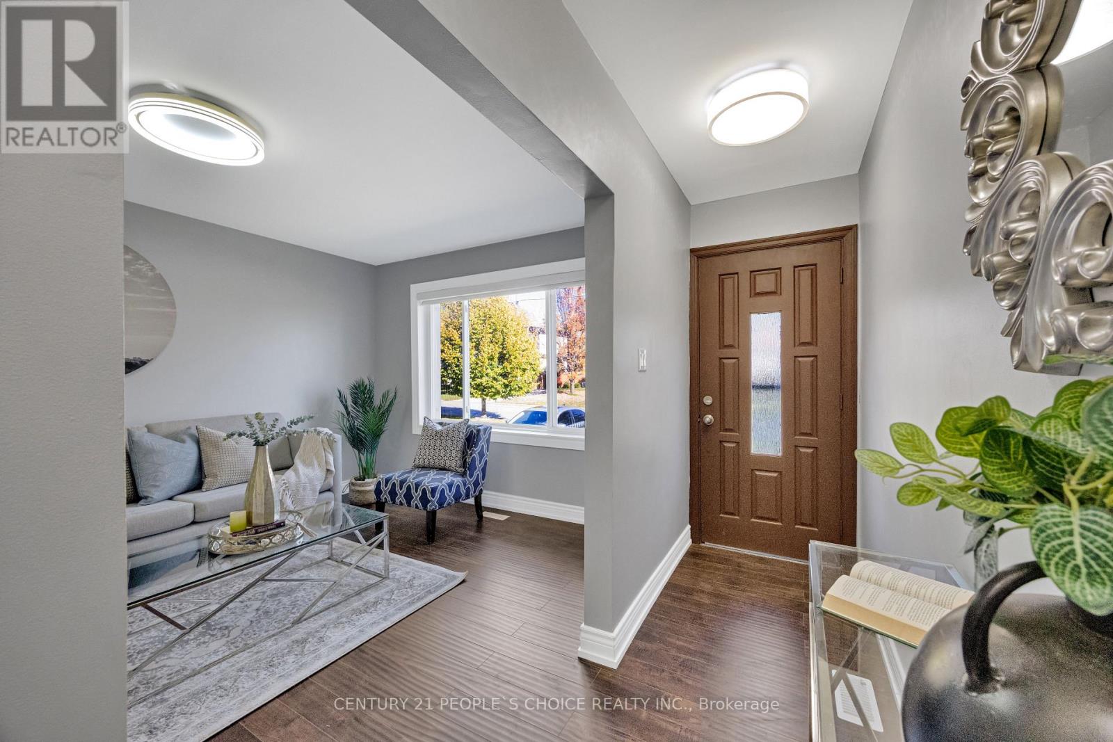 1268 Northaven Drive Ne, Mississauga, Ontario  L5G 4E7 - Photo 14 - W12514210