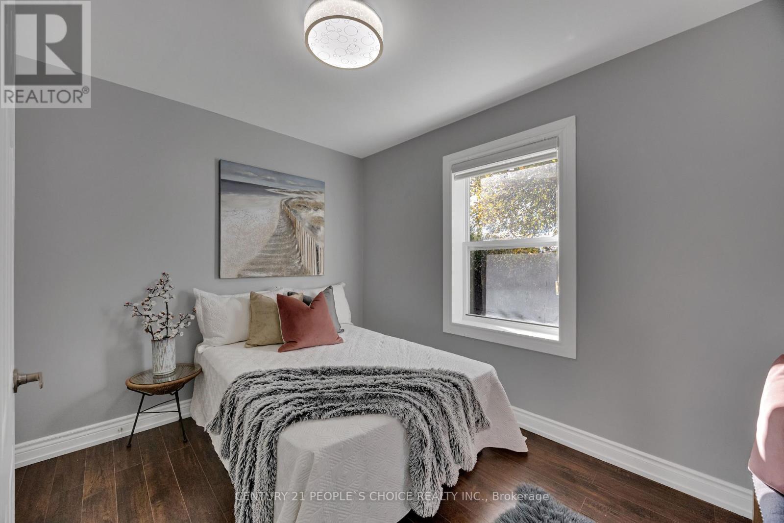 1268 Northaven Drive Ne, Mississauga, Ontario  L5G 4E7 - Photo 19 - W12514210