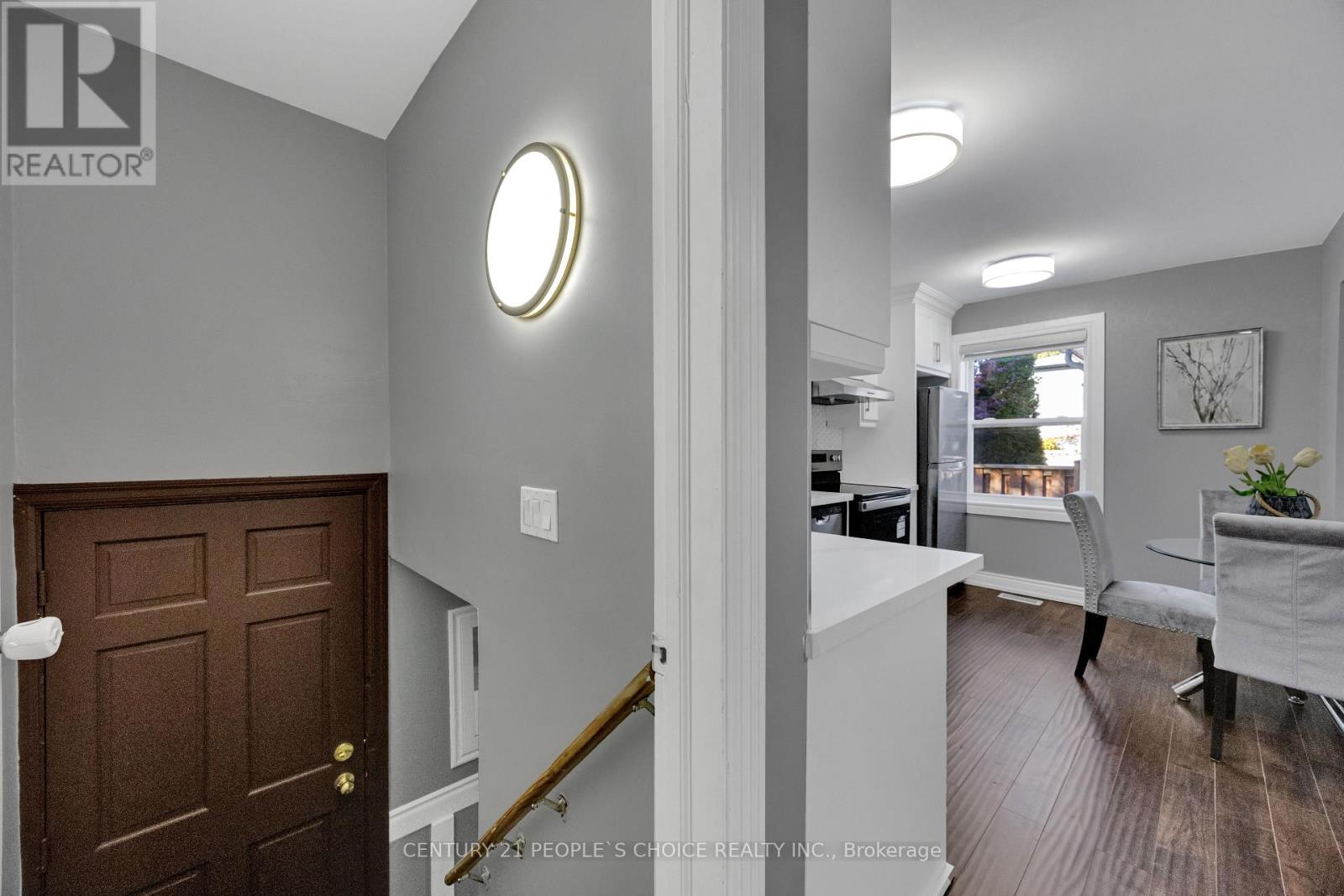 1268 Northaven Drive Ne, Mississauga, Ontario  L5G 4E7 - Photo 23 - W12514210