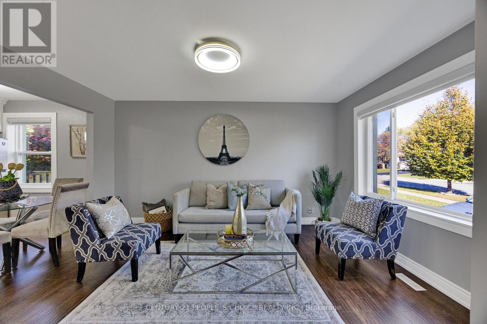 1268 Northaven Drive Ne, Mississauga, Ontario  L5G 4E7 - Photo 5 - W12514210