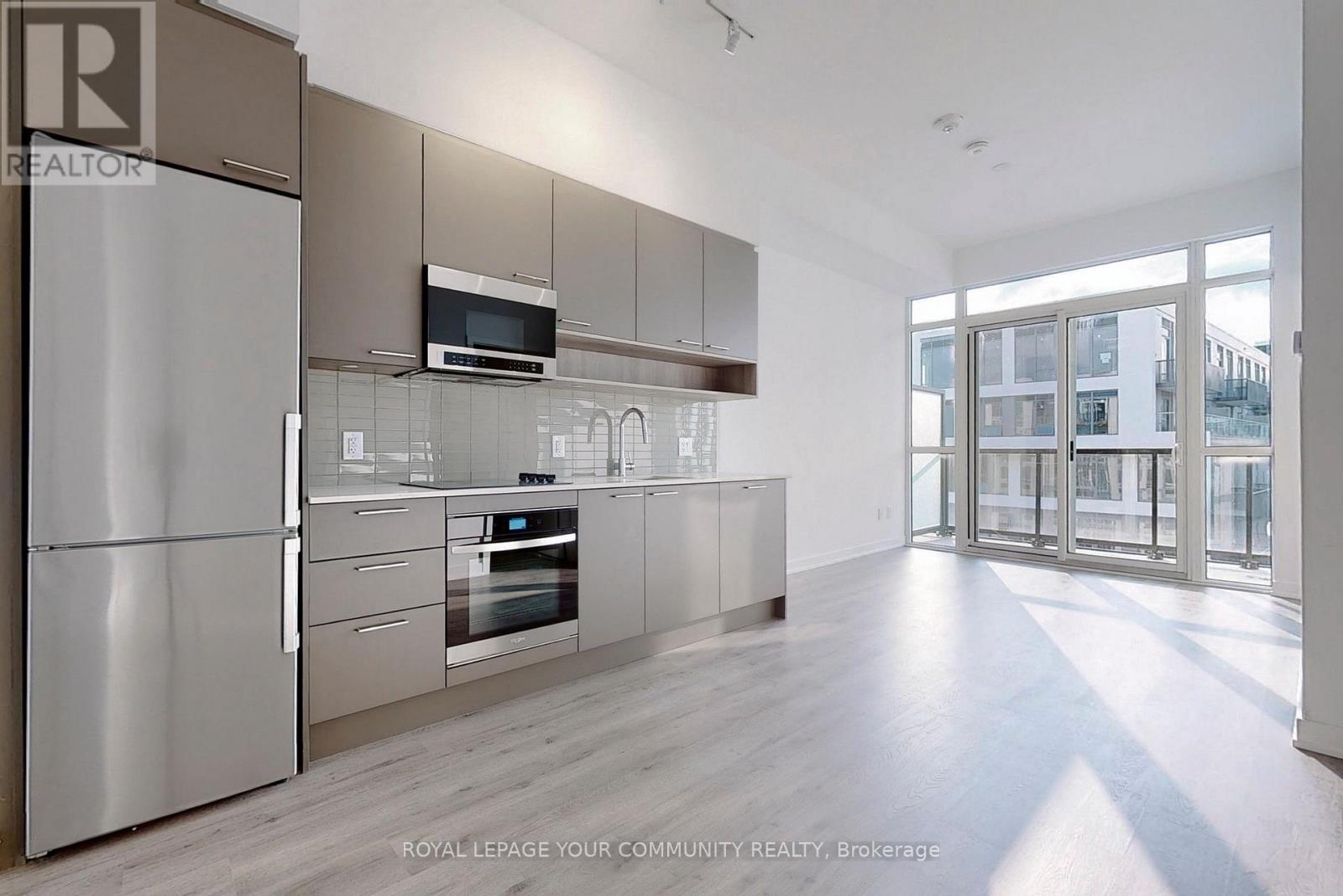 719 - 3005 Pine Glen Road, Oakville, Ontario  L6M 5P5 - Photo 2 - W12514218