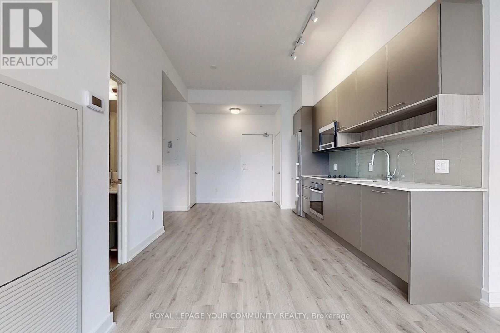 719 - 3005 Pine Glen Road, Oakville, Ontario  L6M 5P5 - Photo 7 - W12514218