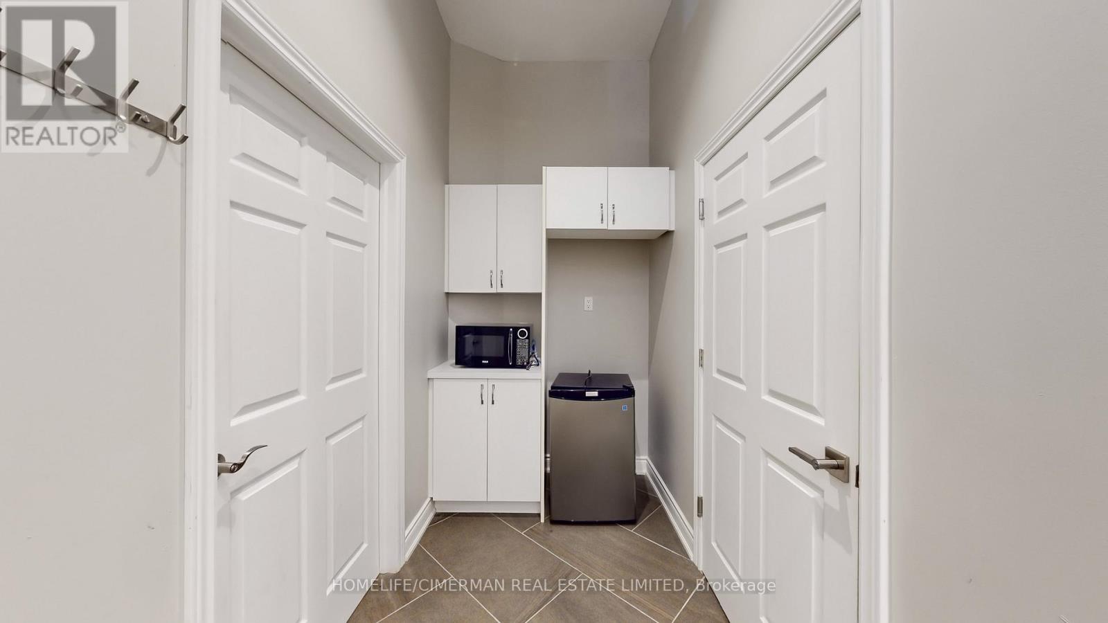 36 - 11 Bronte Road, Oakville, Ontario L6L 0E1 - Photo 24 - W12514248