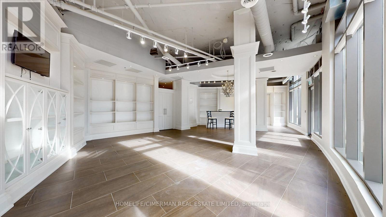 36 - 11 Bronte Road, Oakville, Ontario L6L 0E1 - Photo 7 - W12514248