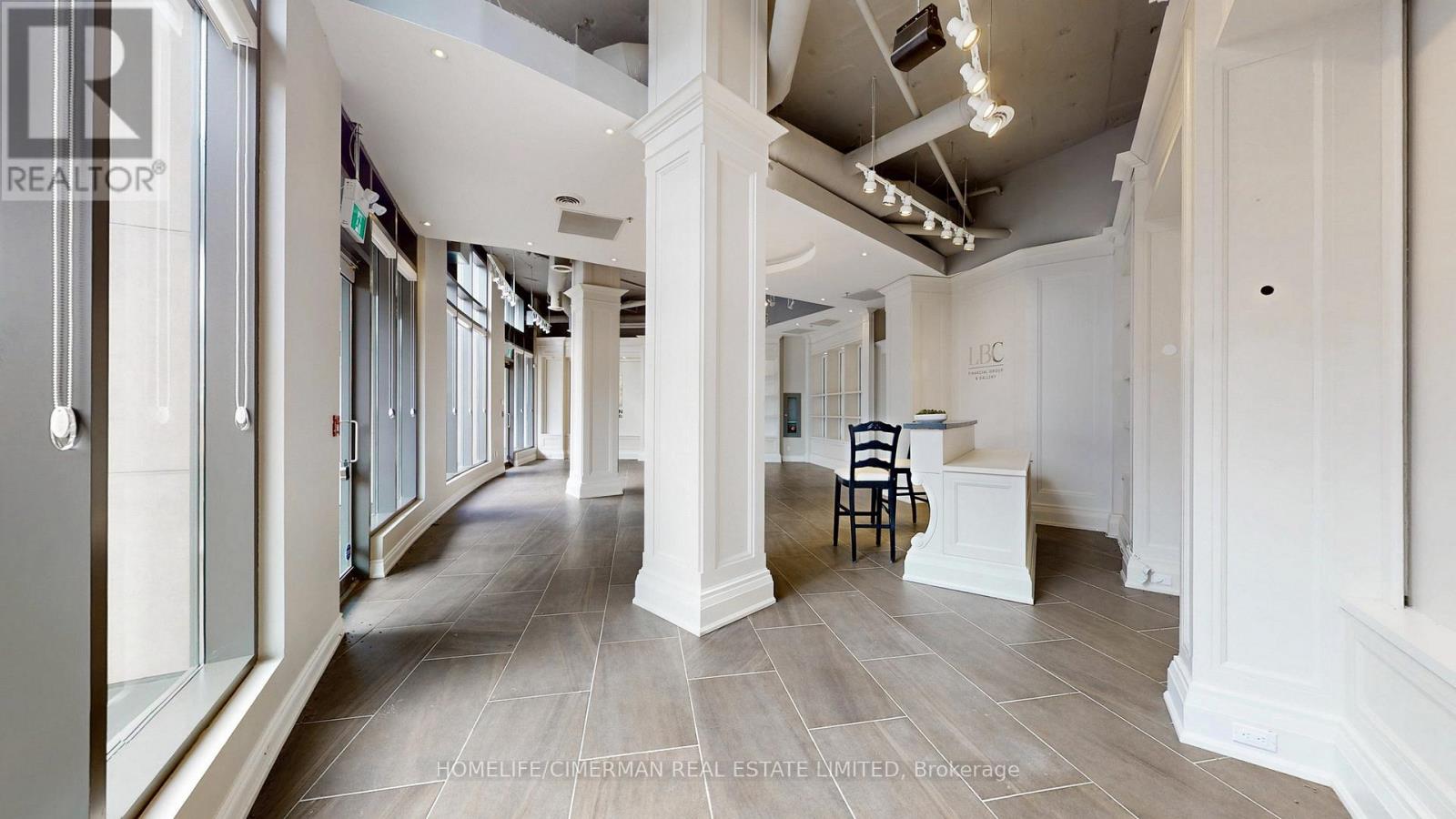 36 - 11 Bronte Road, Oakville, Ontario L6L 0E1 - Photo 8 - W12514248