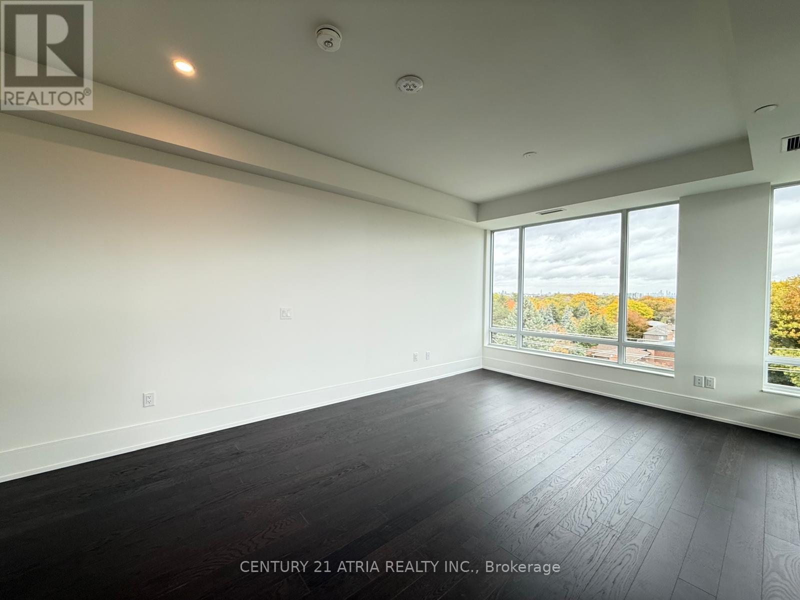 506 - 259 The Kingsway, Toronto, Ontario  M9A 0G2 - Photo 6 - W12514264