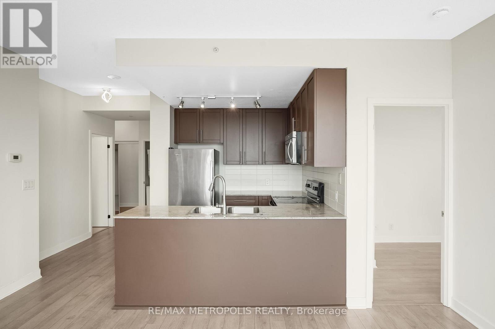 2305 - 3985 Grand Park Drive, Mississauga, Ontario  L5B 0K4 - Photo 10 - W12514274