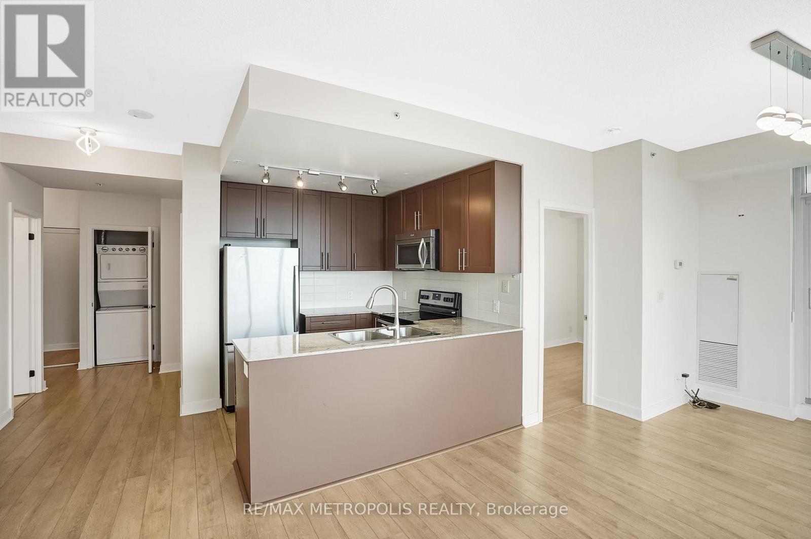 2305 - 3985 Grand Park Drive, Mississauga, Ontario  L5B 0K4 - Photo 9 - W12514274