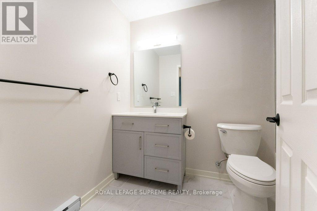 B - 134 Atlantic Avenue, Toronto, Ontario  M6K 1X9 - Photo 4 - W12514298