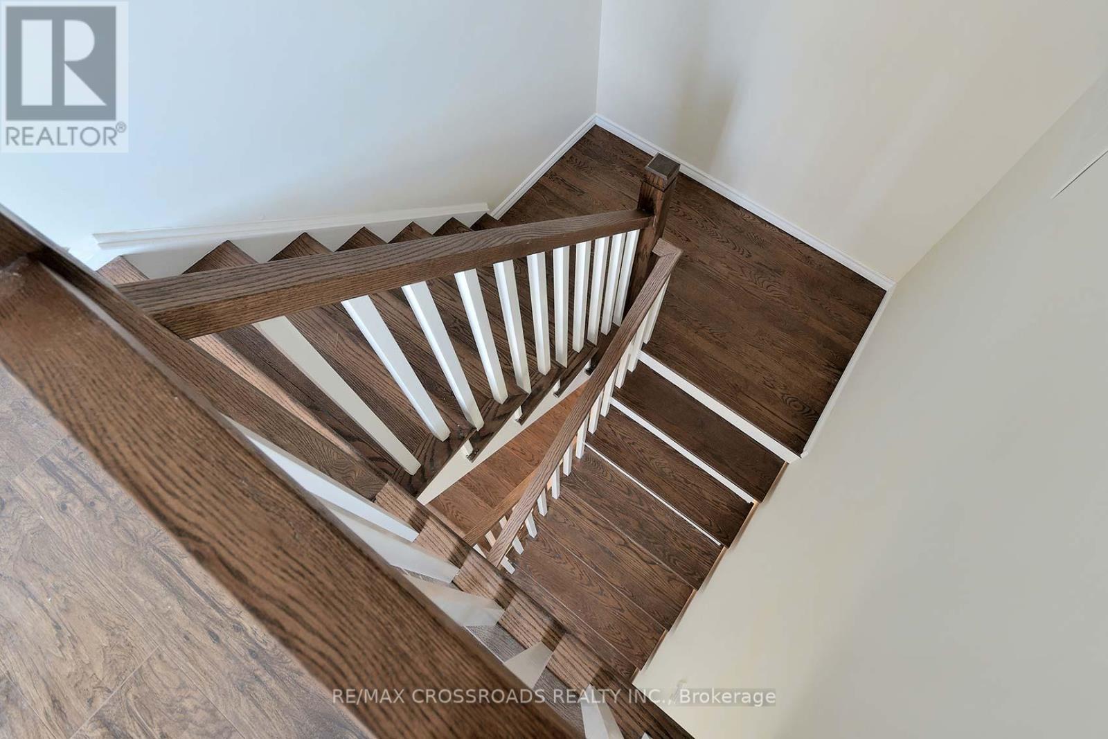 17 Brownridge Crescent, Toronto, Ontario  M9V 4M5 - Photo 21 - W12514302