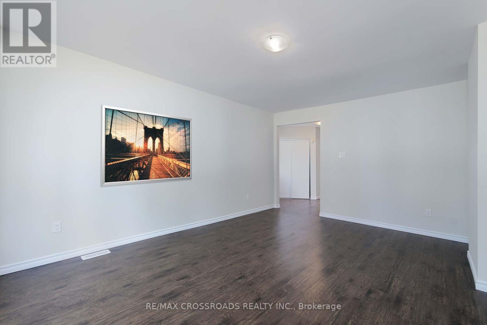 17 Brownridge Crescent, Toronto, Ontario  M9V 4M5 - Photo 9 - W12514302