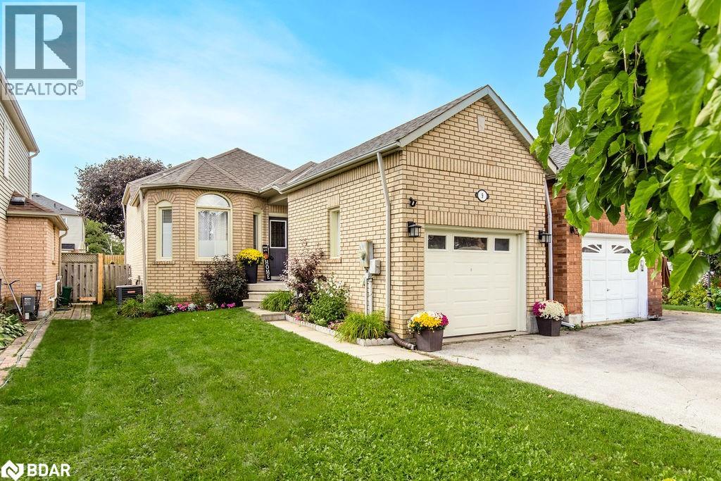 9 Aikens Crescent, Barrie, Ontario L4N 8M6 - Photo 2 - 40785960