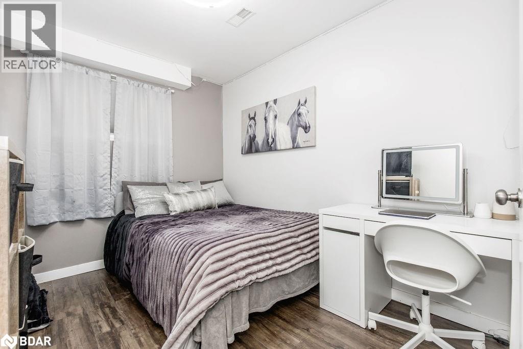 9 Aikens Crescent, Barrie, Ontario L4N 8M6 - Photo 33 - 40785960