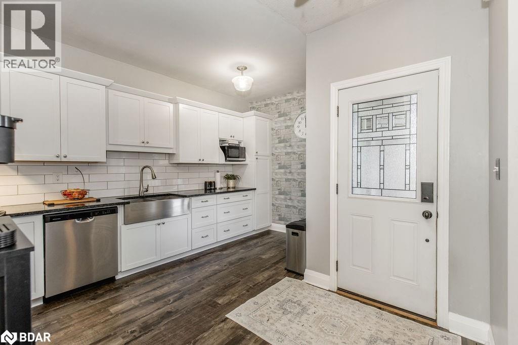 9 Aikens Crescent, Barrie, Ontario L4N 8M6 - Photo 4 - 40785960