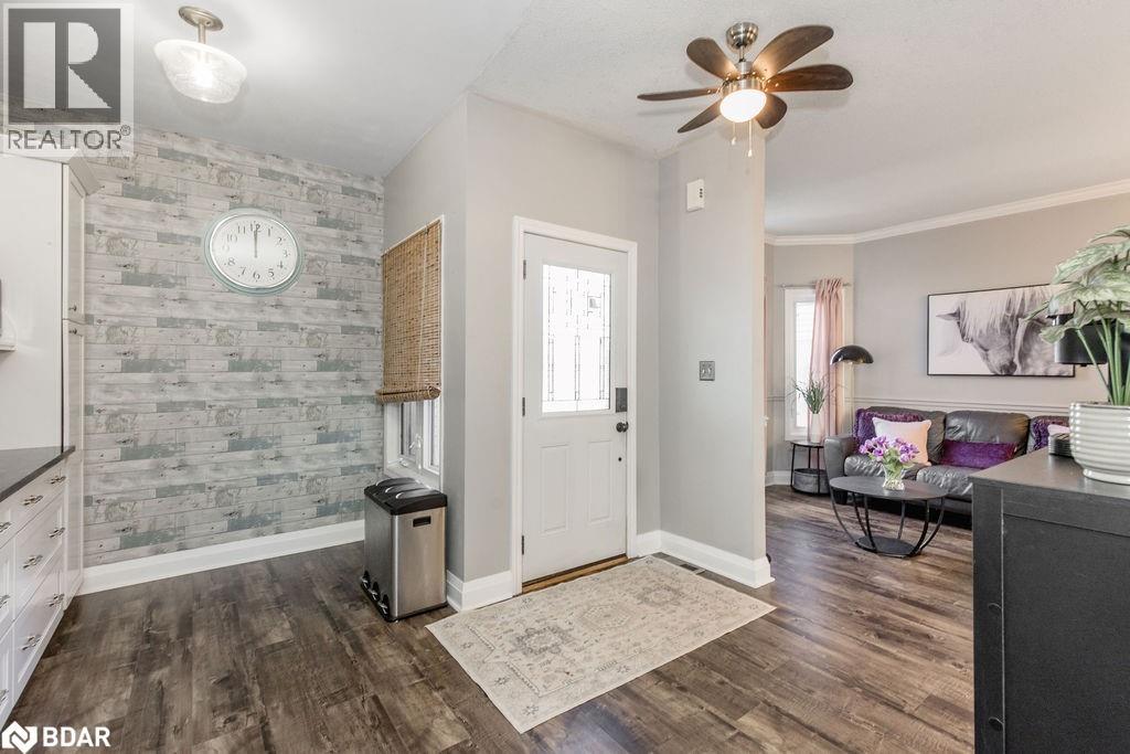 9 Aikens Crescent, Barrie, Ontario L4N 8M6 - Photo 9 - 40785960