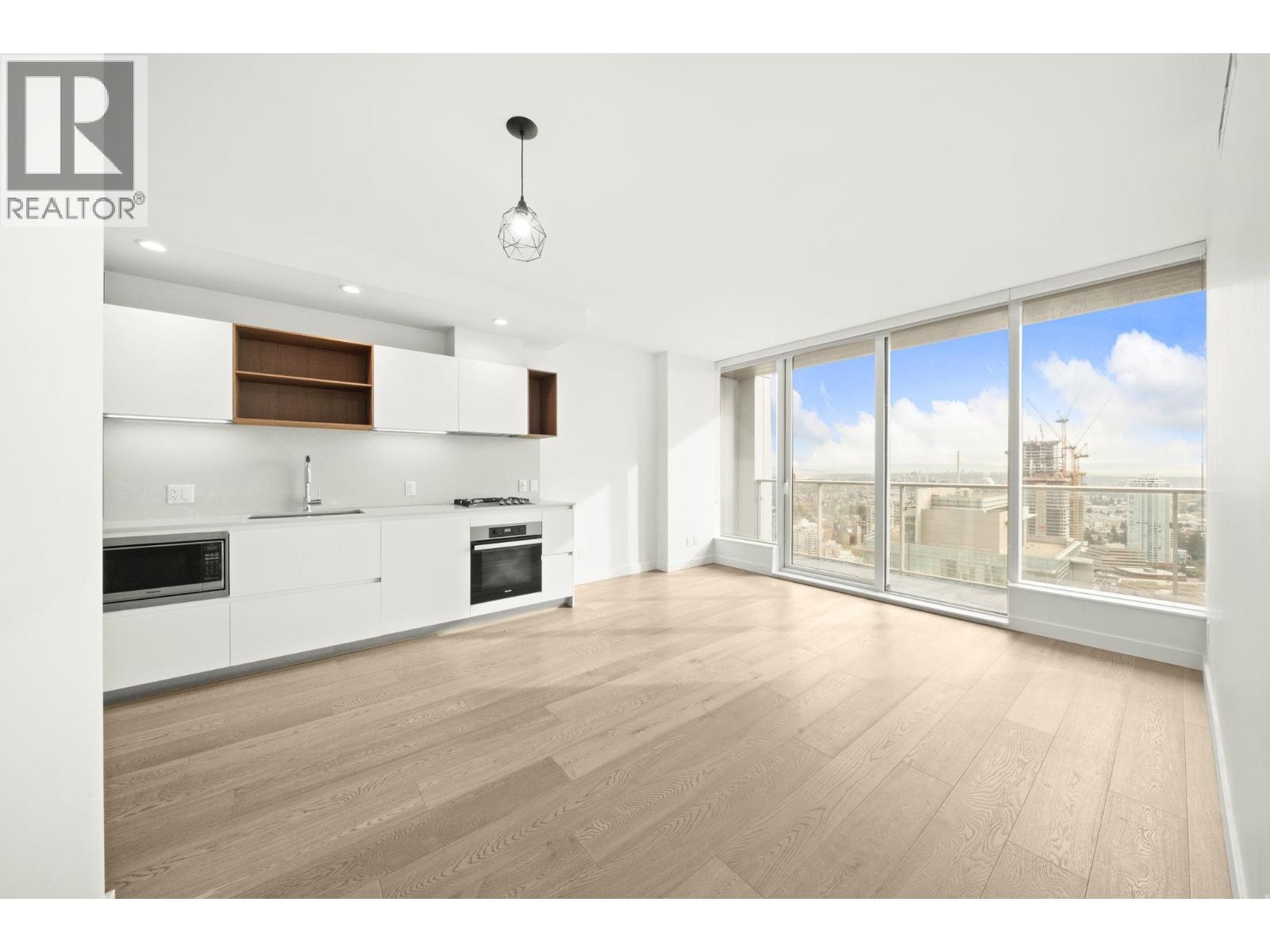 4009 6000 MCKAY AVENUE, Burnaby, British Columbia