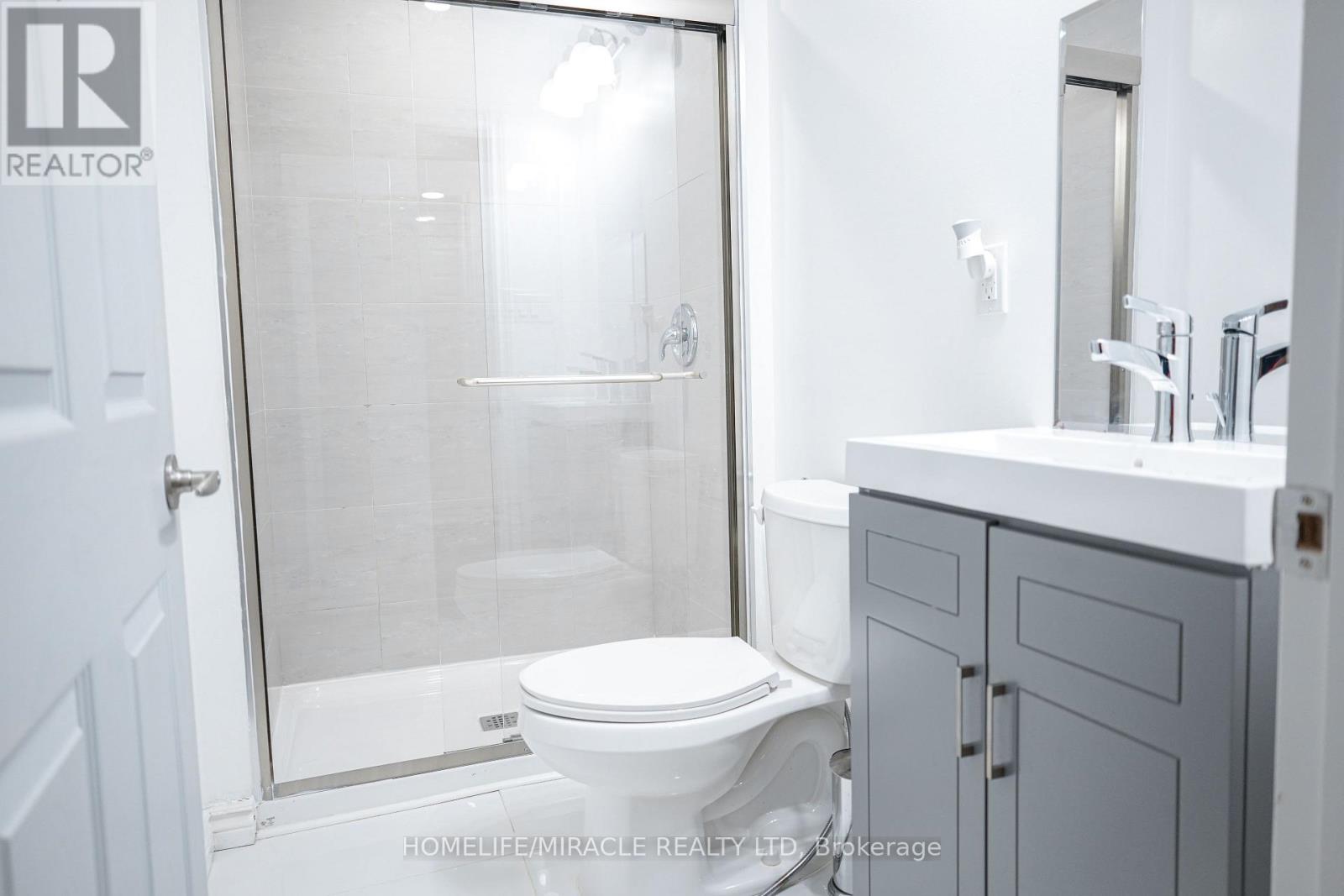 2 Davidson Street, Whitby, Ontario  L1P 1V7 - Photo 35 - E12514256