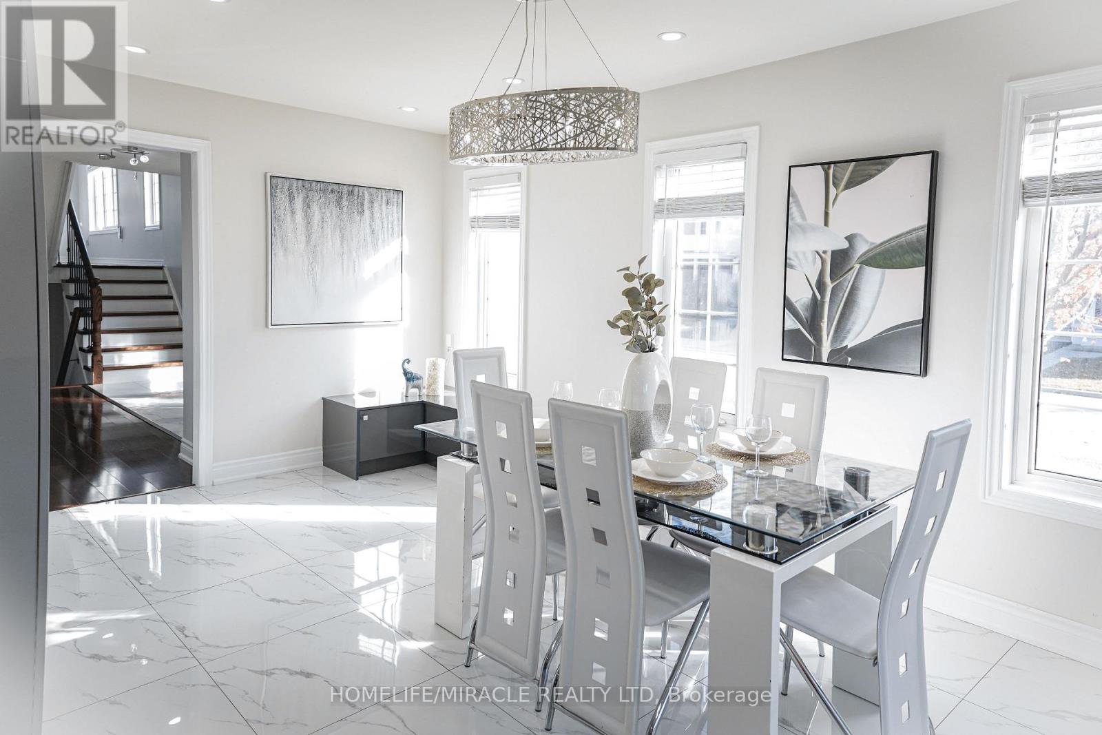 2 Davidson Street, Whitby, Ontario  L1P 1V7 - Photo 11 - E12514256