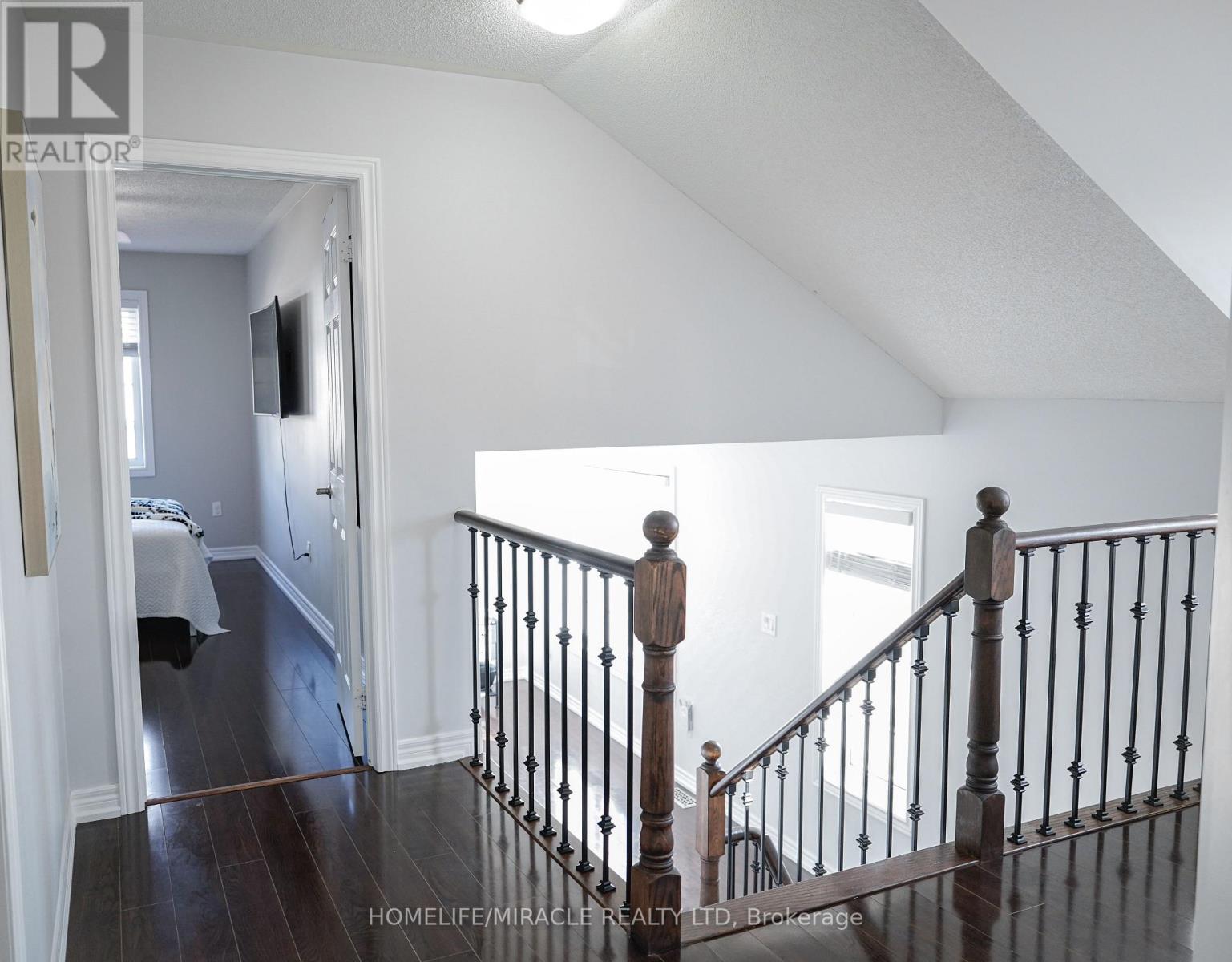 2 Davidson Street, Whitby, Ontario  L1P 1V7 - Photo 17 - E12514256