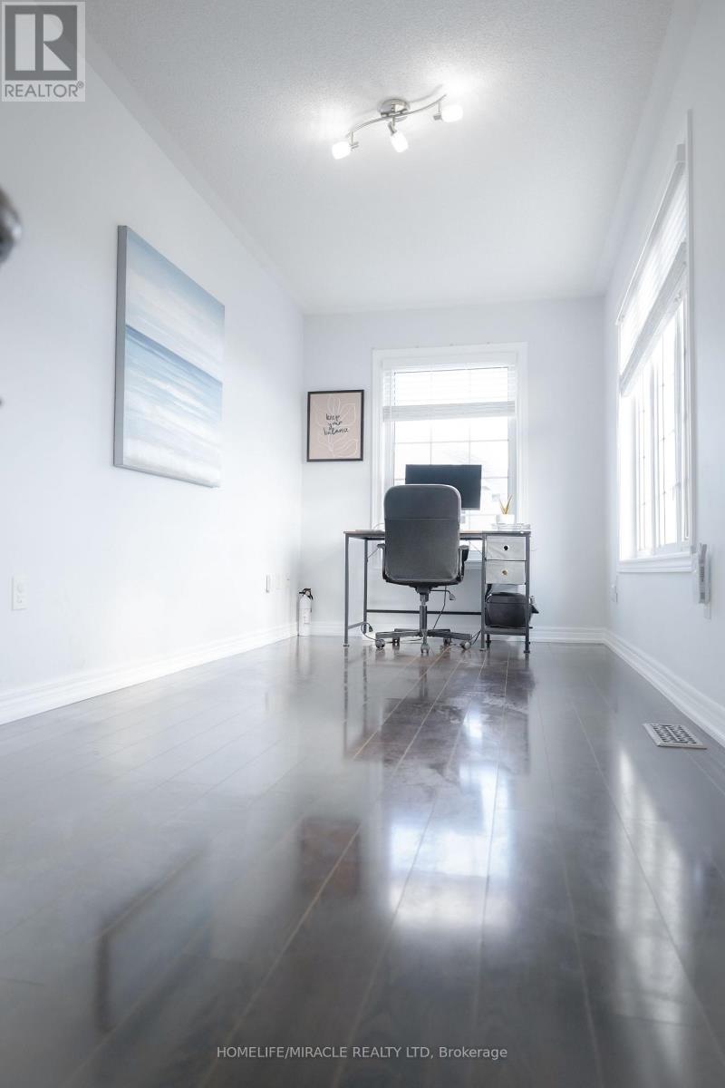 2 Davidson Street, Whitby, Ontario  L1P 1V7 - Photo 16 - E12514256