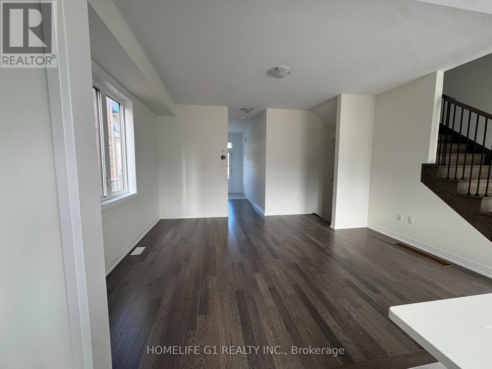 275 Velvet Way, Thorold, Ontario L2V 0N9 - Photo 5 - X12513998