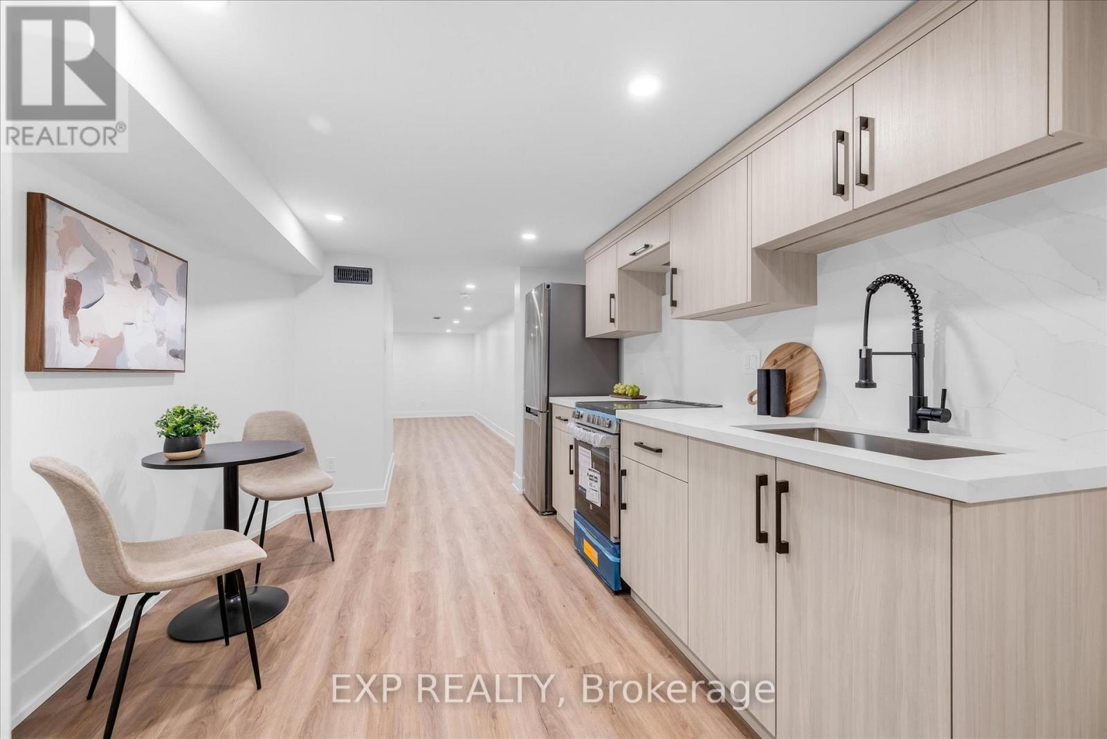 20 Hill Street, Hamilton, Ontario  L8P 1W7 - Photo 18 - X12514036