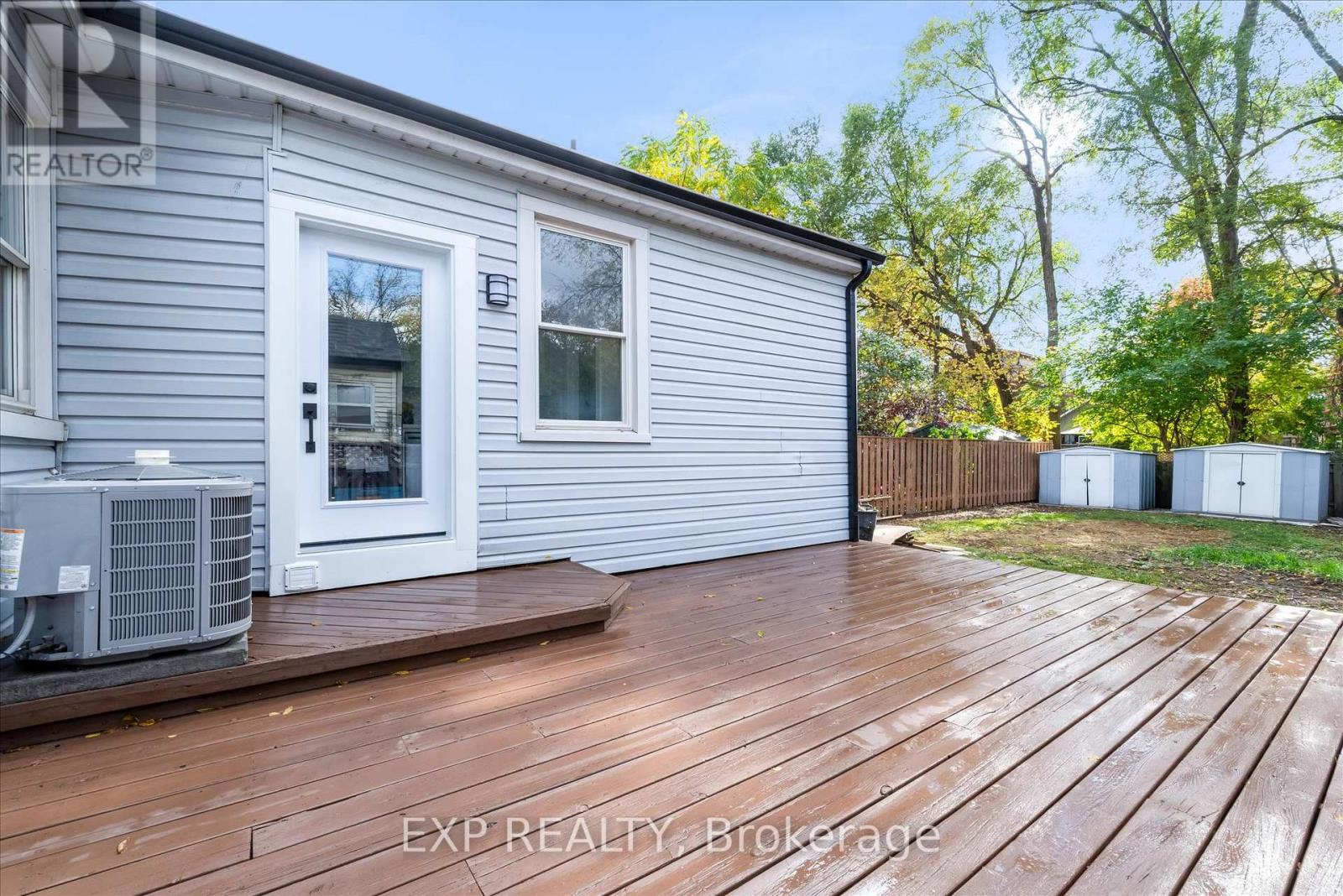 20 Hill Street, Hamilton, Ontario  L8P 1W7 - Photo 26 - X12514036