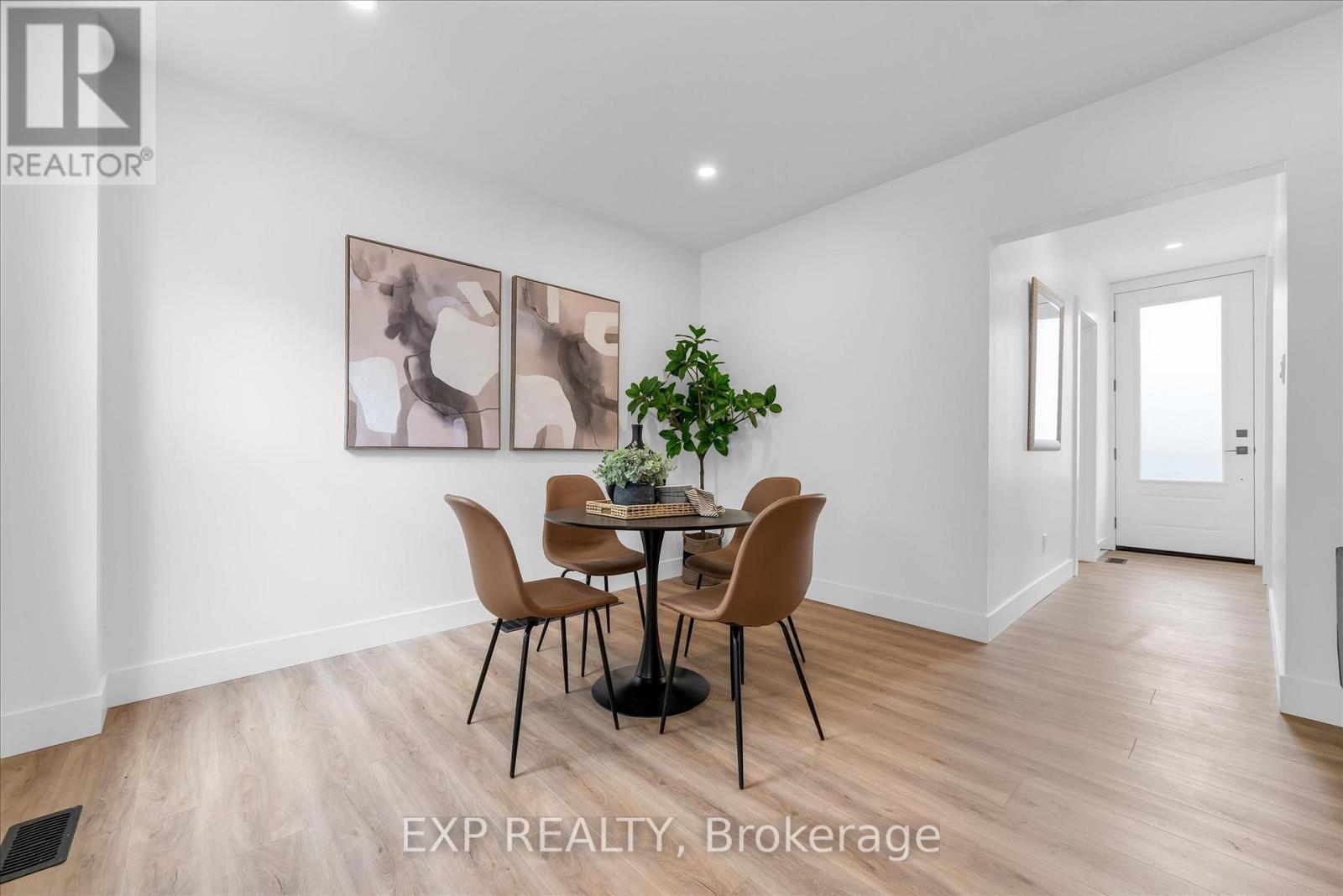 20 Hill Street, Hamilton, Ontario  L8P 1W7 - Photo 9 - X12514036