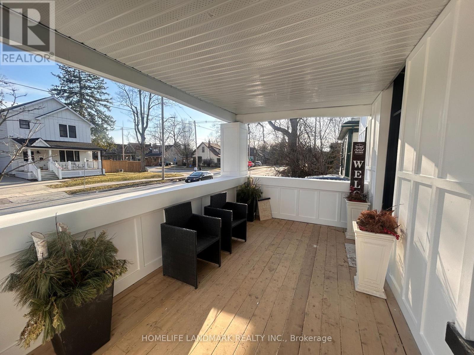 130 Langarth Street E, London South, Ontario N6C 1Z5 - Photo 4 - X12514082