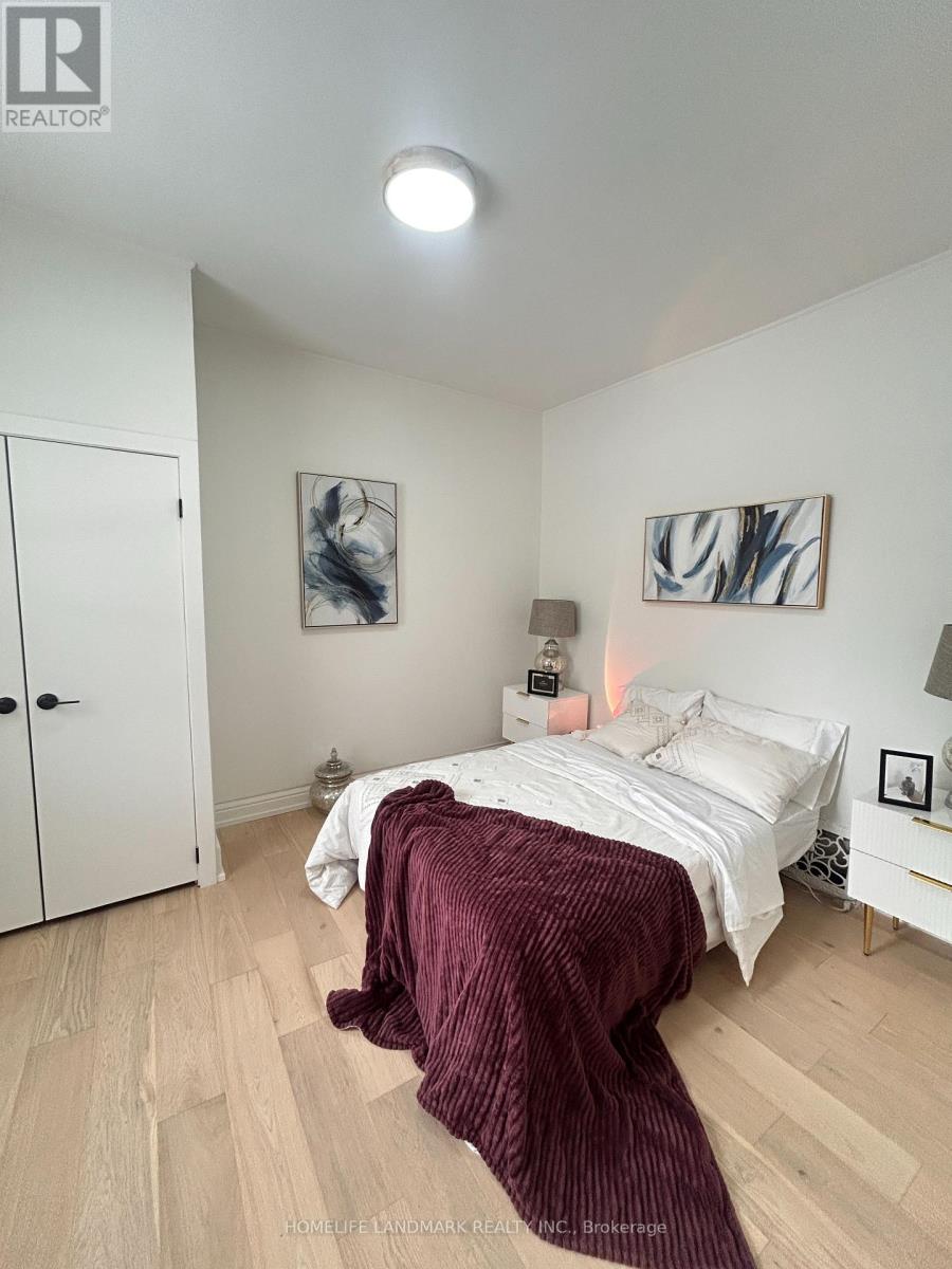 130 Langarth Street E, London South, Ontario N6C 1Z5 - Photo 6 - X12514082