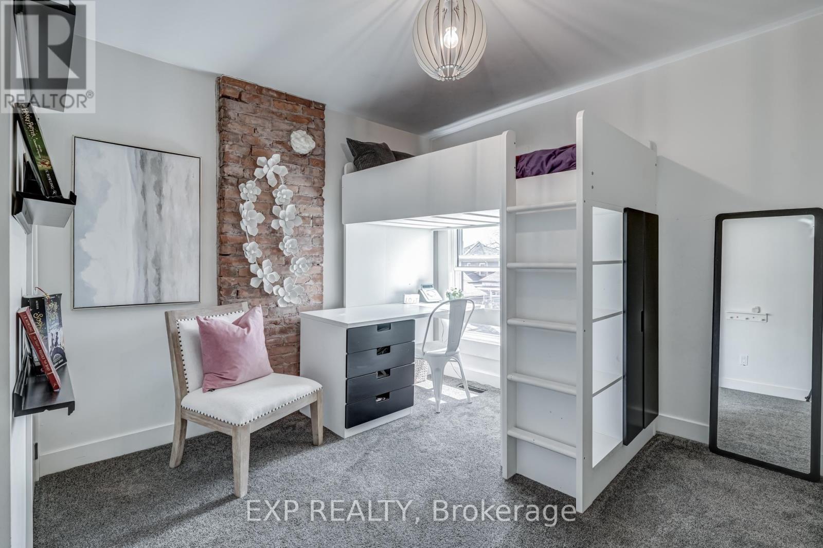 14 Milton Avenue, Hamilton, Ontario  L8L 6E6 - Photo 17 - X12514084