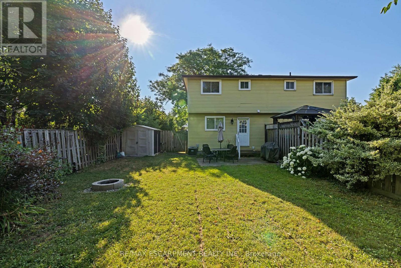 8 Gerrick Court, Hamilton, Ontario L9C 6H2 - Photo 32 - X12514104