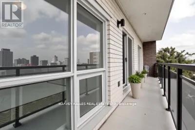 A502 - 275 Larch Street, Waterloo, Ontario N2L 3R2 - Photo 15 - X12514120